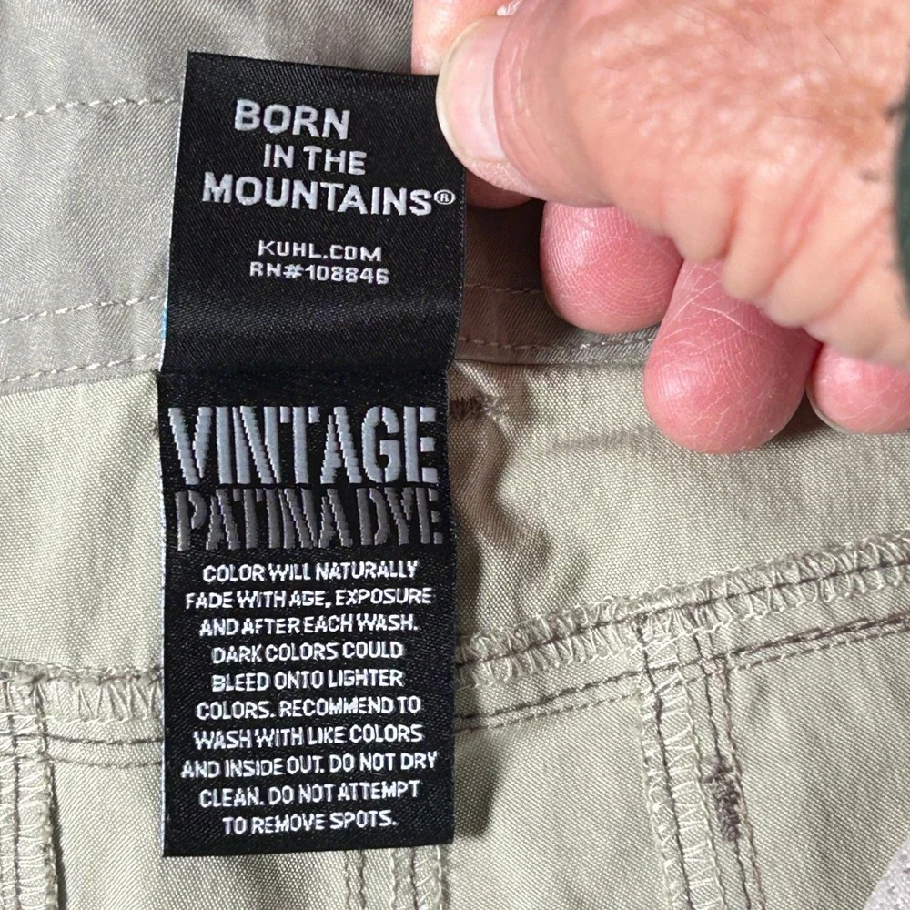 KUHL Cargo Shorts Mens 31 Khaki Solid Vintage Patina Dye Hiking Outdoor Utility